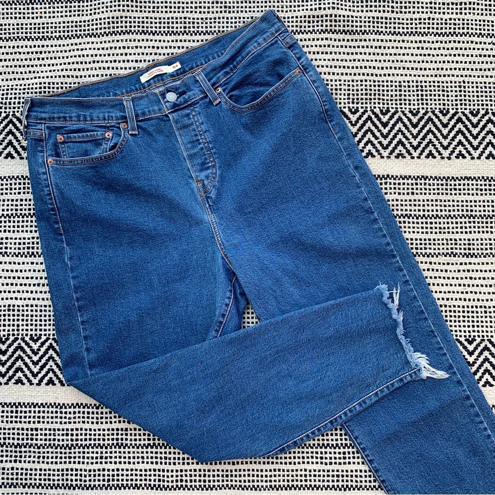 Levi's Wedgie Skinny Raw Hem Jeans size 16W